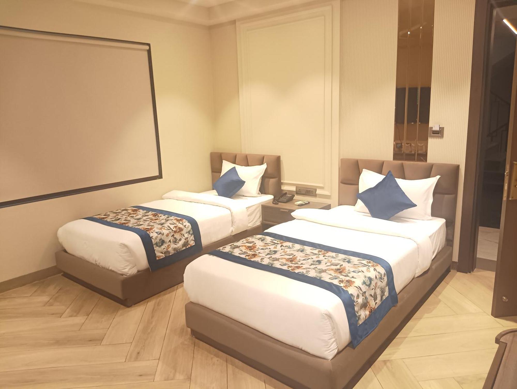 Hotel Cullinan By Qotel Janakpuri دلهي المظهر الخارجي الصورة