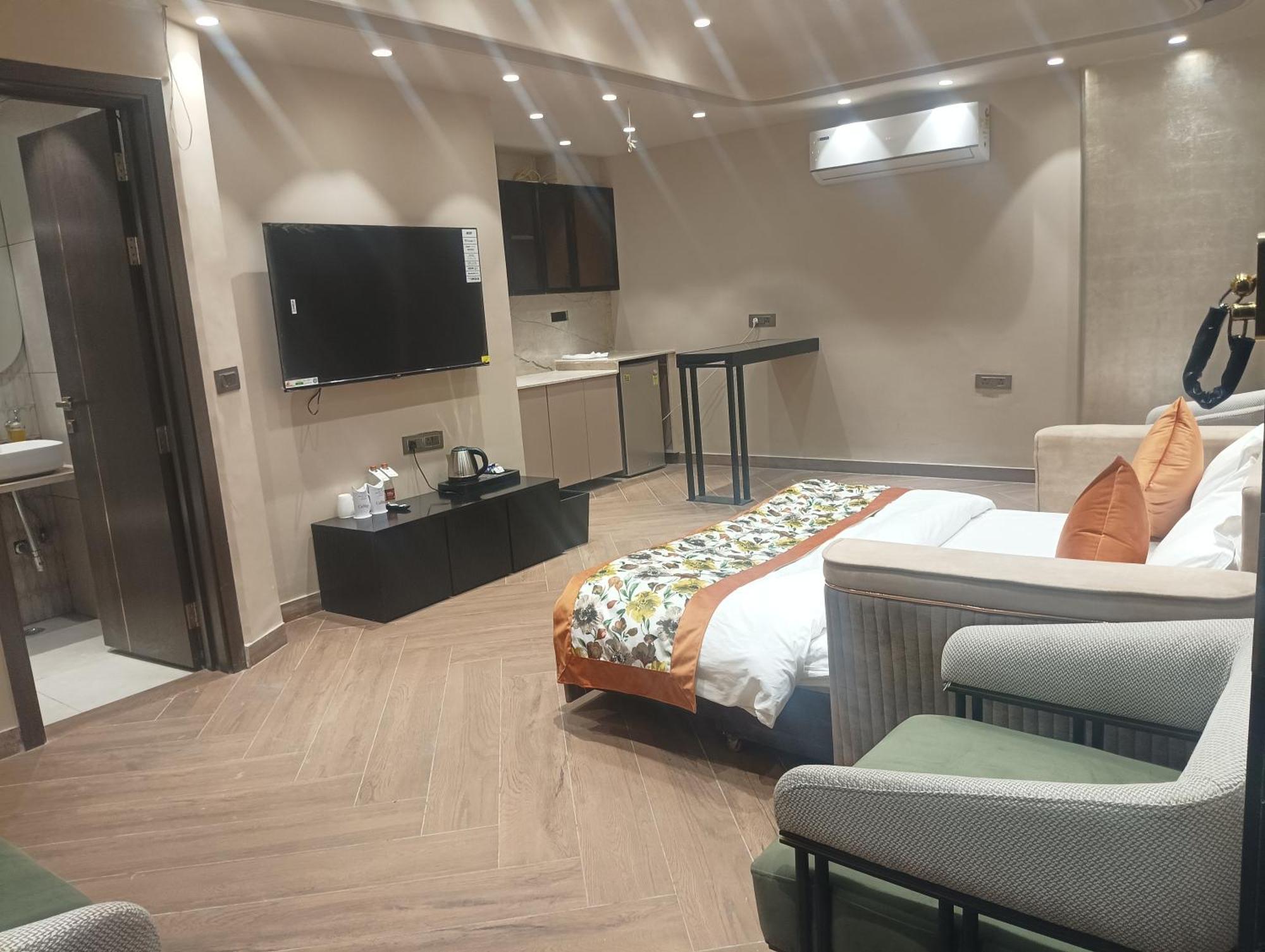 Hotel Cullinan By Qotel Janakpuri دلهي المظهر الخارجي الصورة