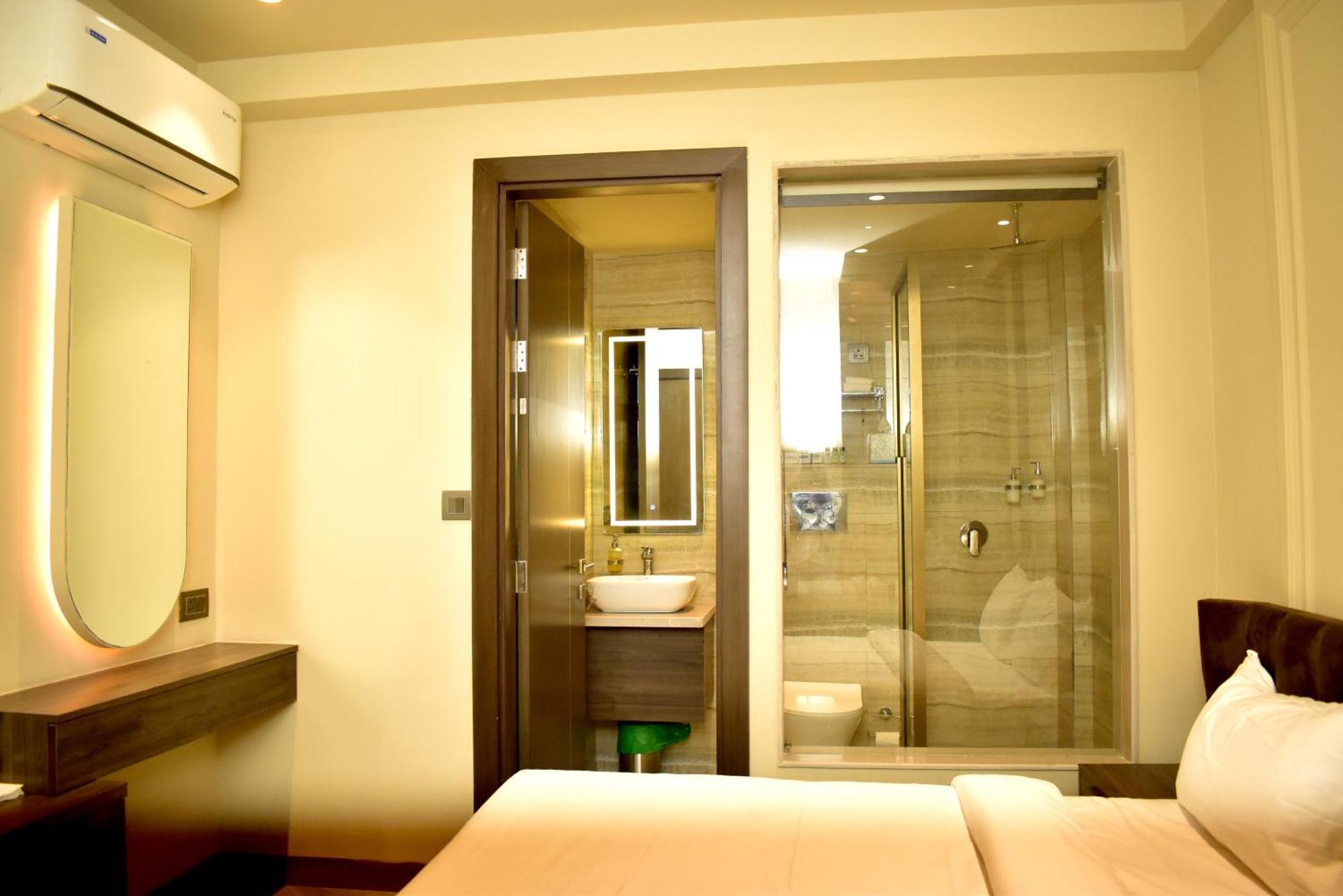 Hotel Cullinan By Qotel Janakpuri دلهي المظهر الخارجي الصورة
