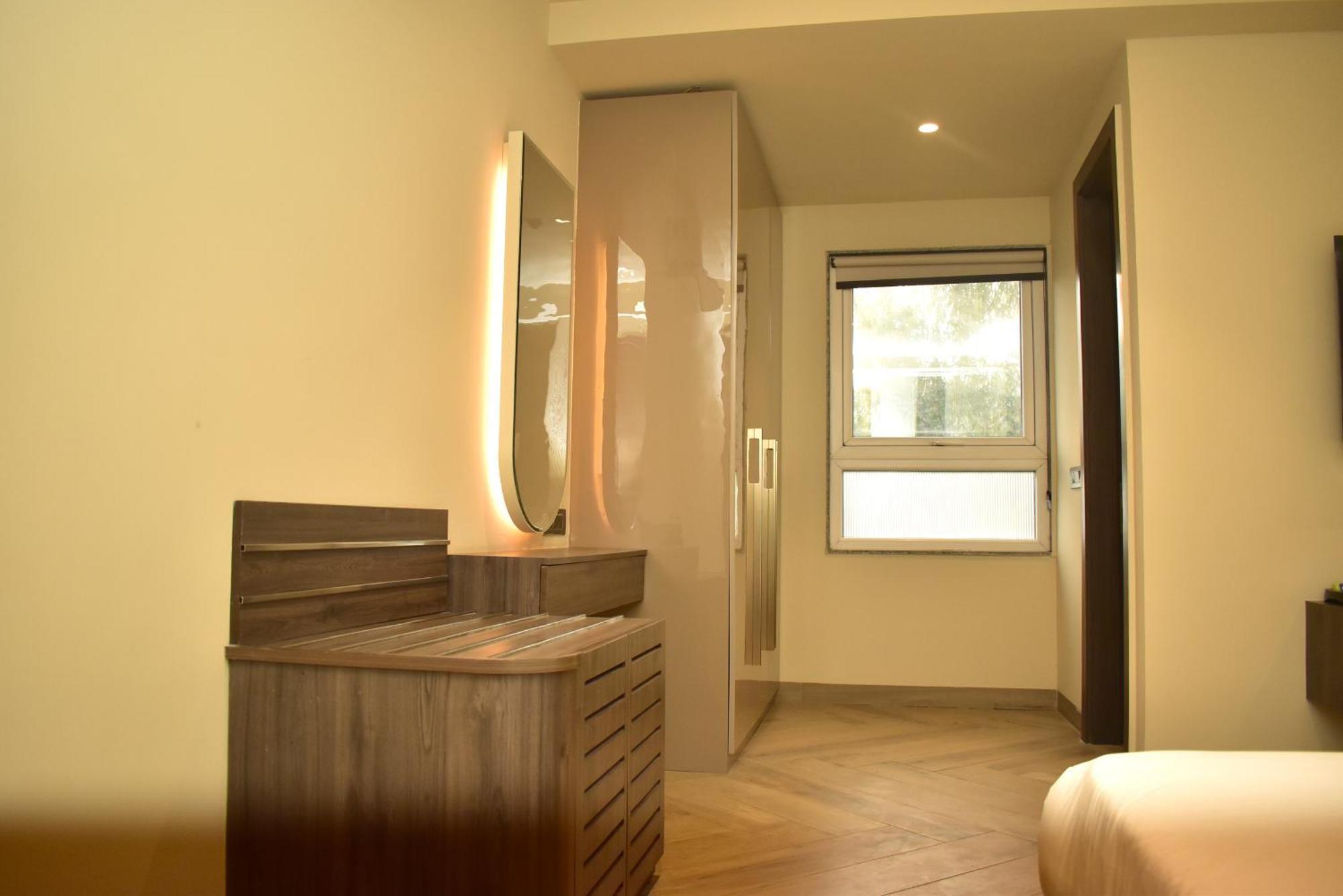 Hotel Cullinan By Qotel Janakpuri دلهي المظهر الخارجي الصورة