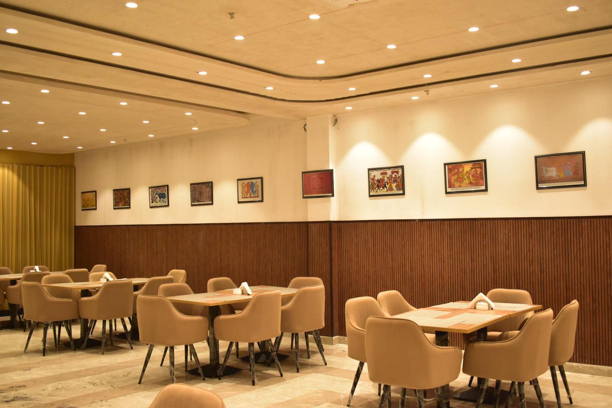 Hotel Cullinan By Qotel Janakpuri دلهي المظهر الخارجي الصورة