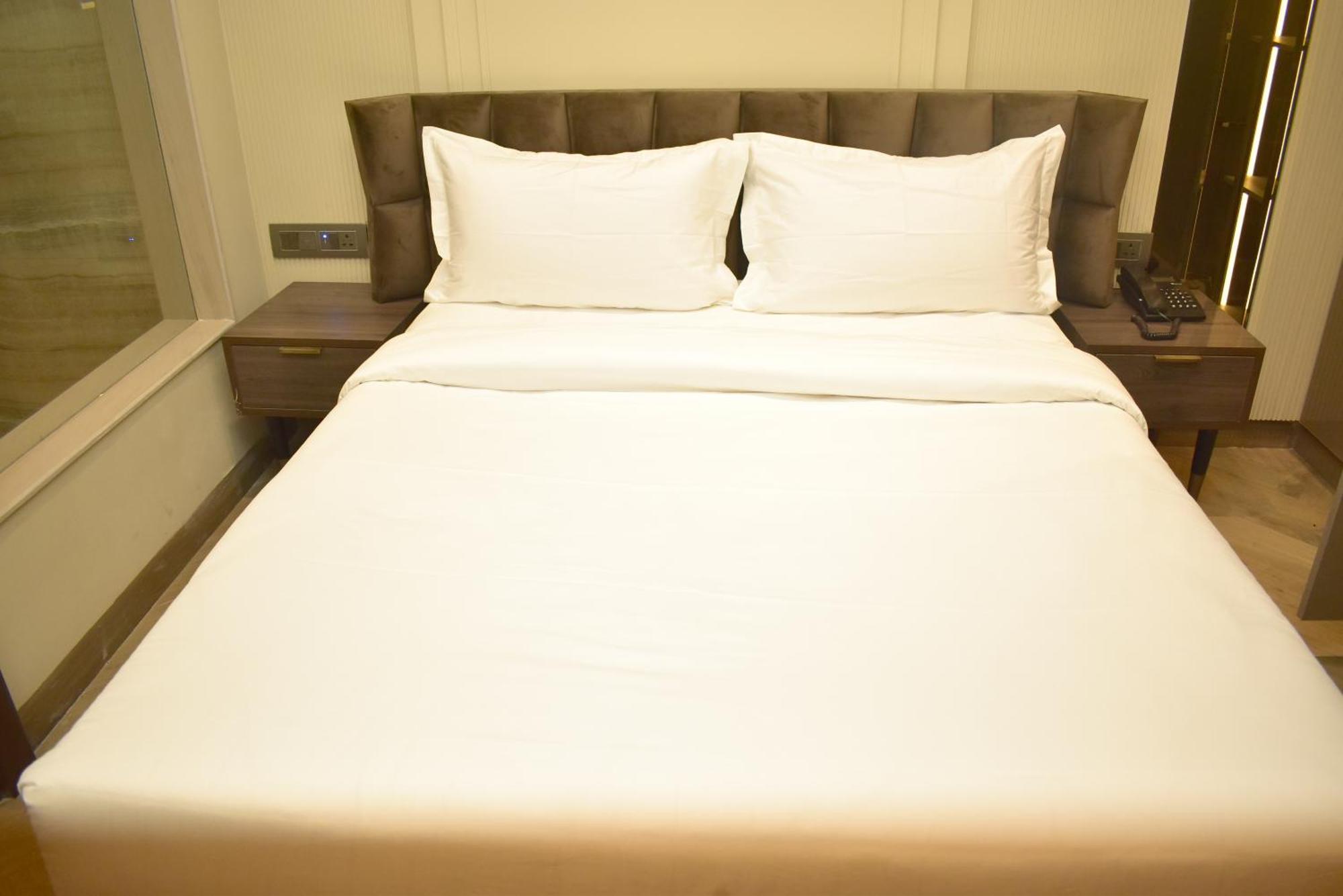 Hotel Cullinan By Qotel Janakpuri دلهي المظهر الخارجي الصورة
